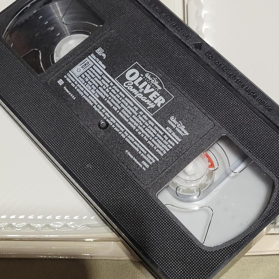 Oliver & Company alt 3